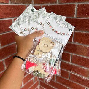 TARGET BULLSEYE PLAYGROUND MINI GARLAND DECOR KIT 5PK